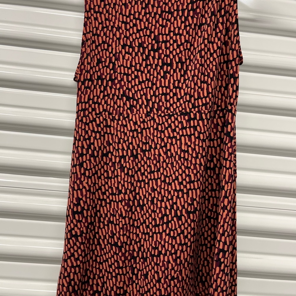 Daisy Fuentes Orange and Black Patterned Top Size M - Picture 3 of 7